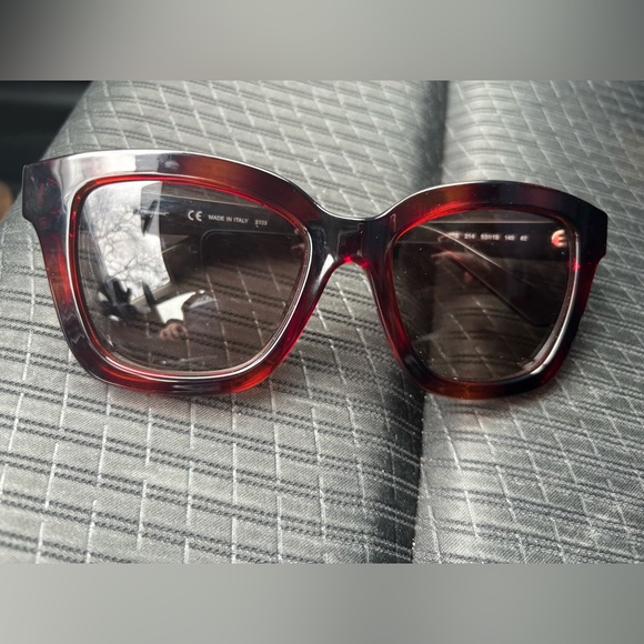 Women’s Ferragamo Sunglasses - Picture 2 of 3